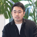 亚洲欧美精品一区
